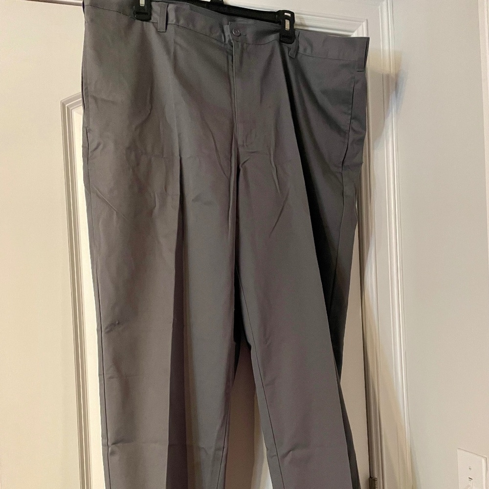 Lands End Gray Cargo Uniform Men’s Pants